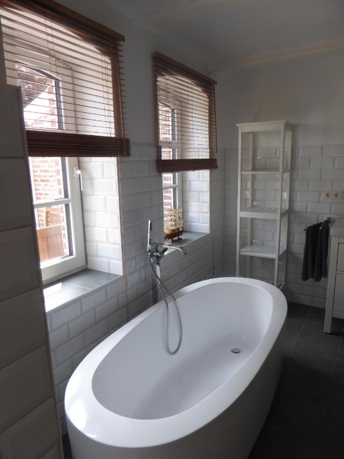 Ferienwohnung Elise Im Gulfhof Am Kanal Grossefehn Esterno foto