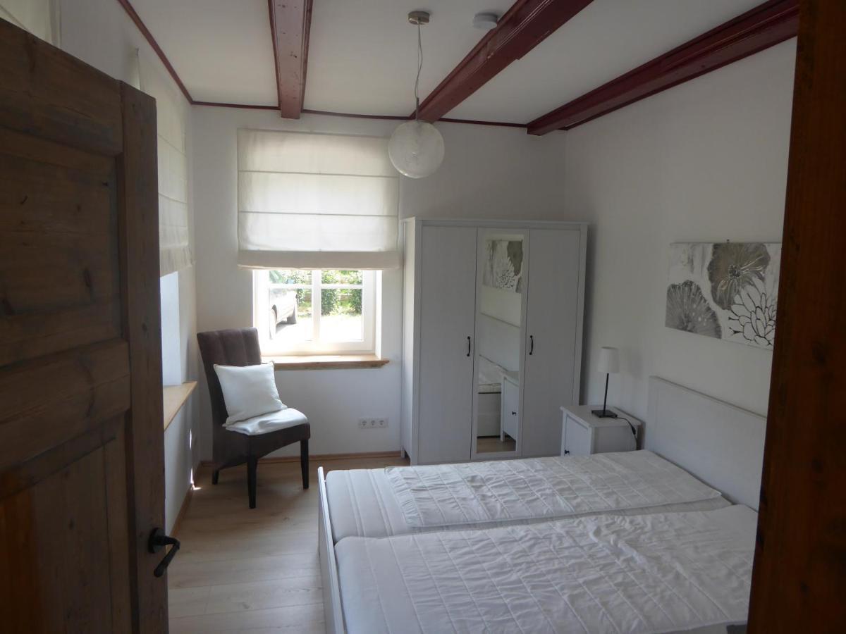 Ferienwohnung Elise Im Gulfhof Am Kanal Grossefehn Esterno foto