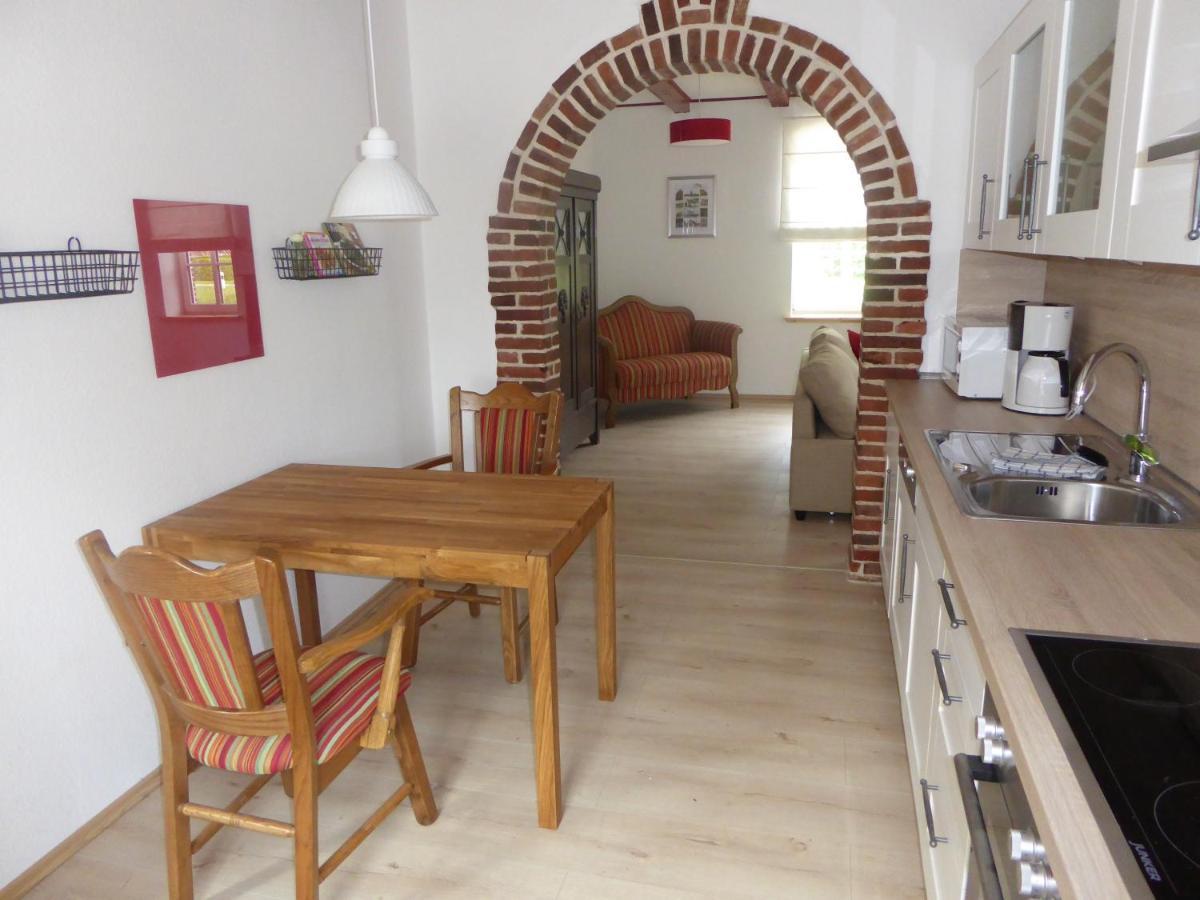 Ferienwohnung Elise Im Gulfhof Am Kanal Grossefehn Esterno foto